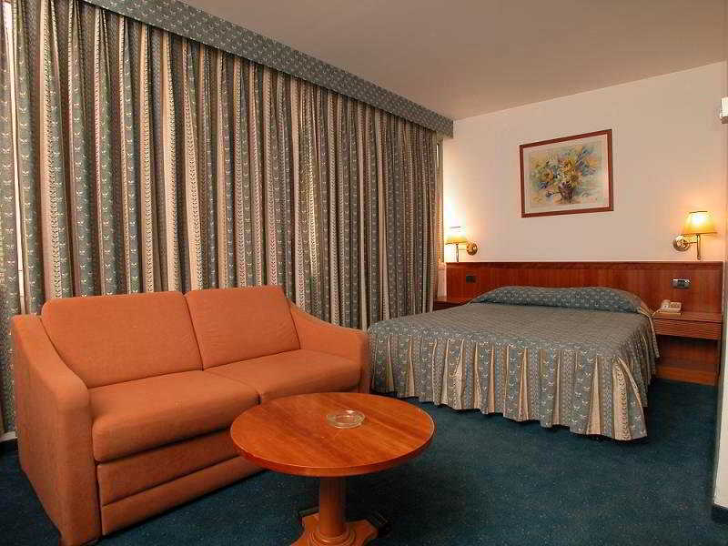 Margoa Hotel Netanya Luaran gambar